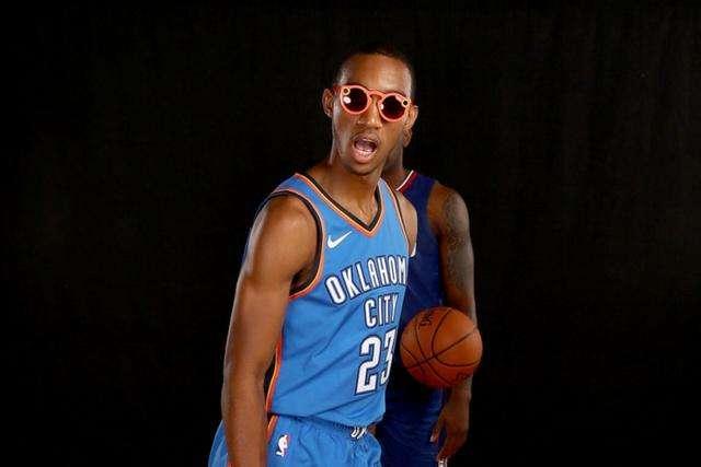 NBA历史最佳十大大前锋榜单揭晓，现役两人入选